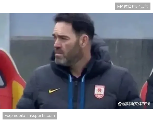 新帅苏亚雷斯上任后重点改造防线,球队力求在下半赛季摆脱保级泥潭 新帅苏亚雷斯上任后重点改造防线,球队力求在下半赛季摆脱保级泥潭